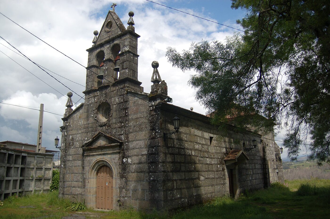 Igrexa de Santiago de Taboadelo en Ponte Caldelas