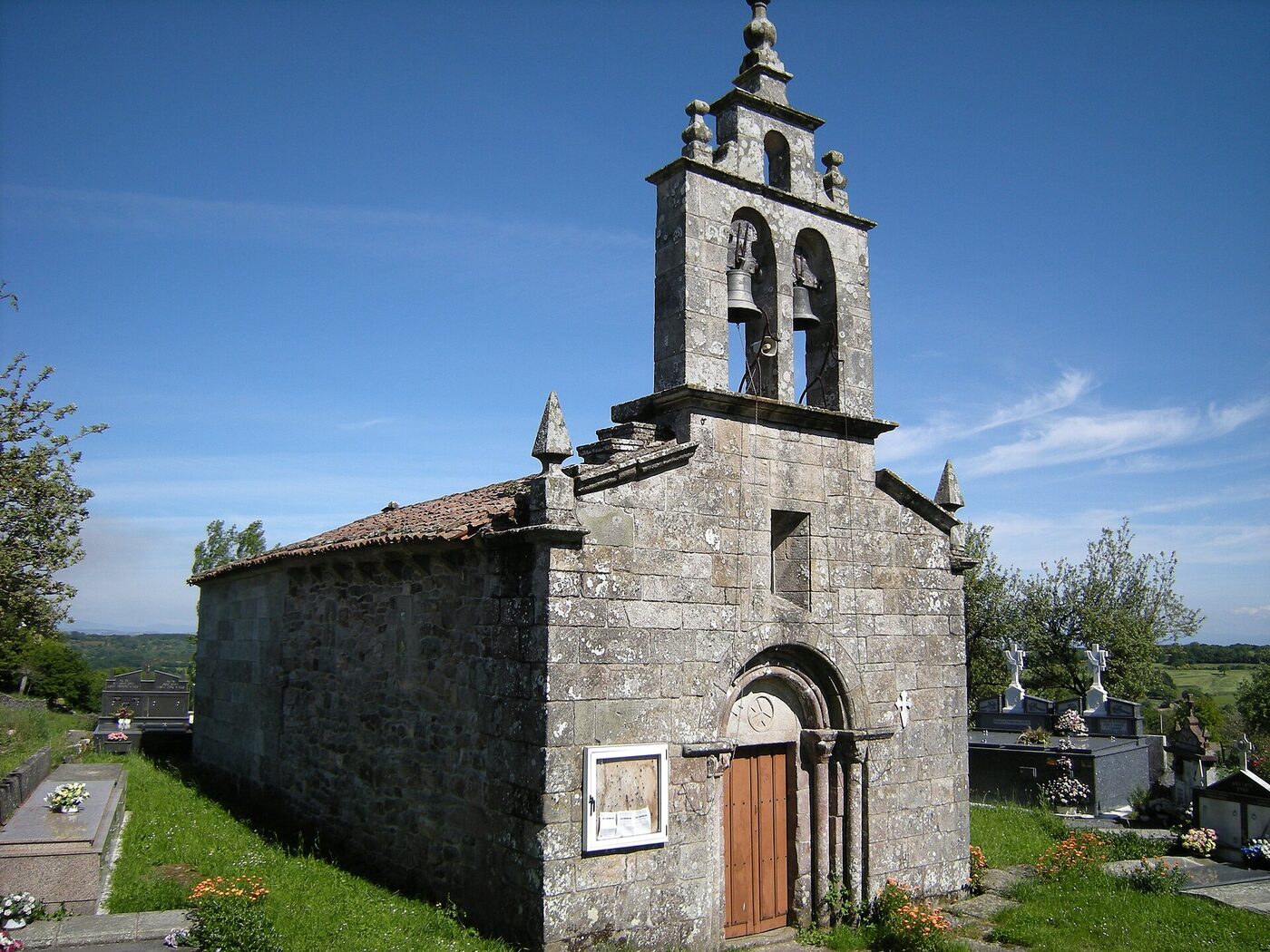 Igrexa de Santa María de Olveda en Antas de Ulla
