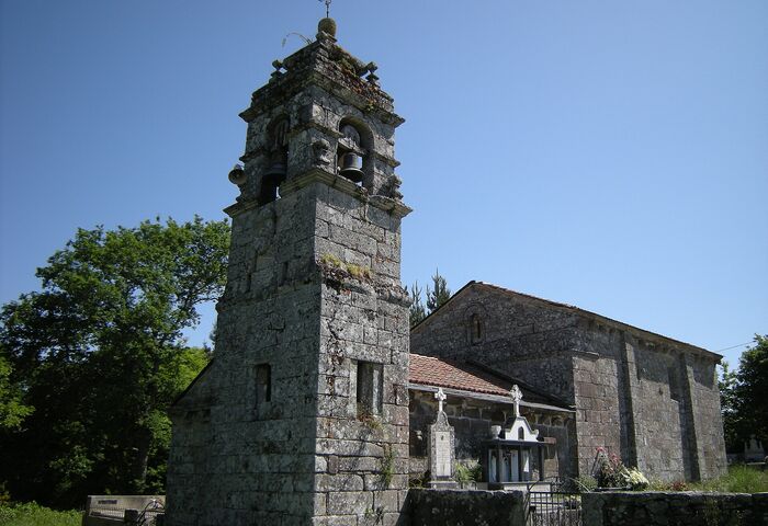 Igrexa de San Cristovo de Novelúa