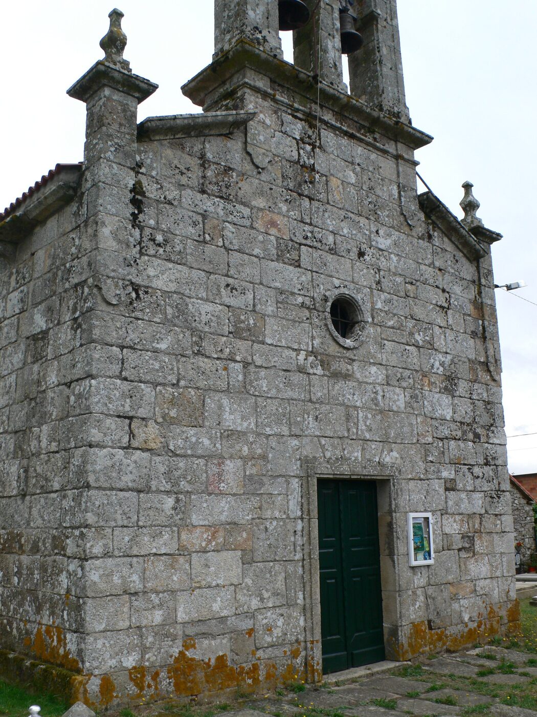 Igrexa de San Xoán de Anzo en Lalín