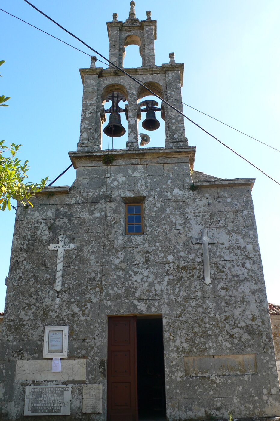 Igrexa de San Miguel de Bendoiro en Lalín