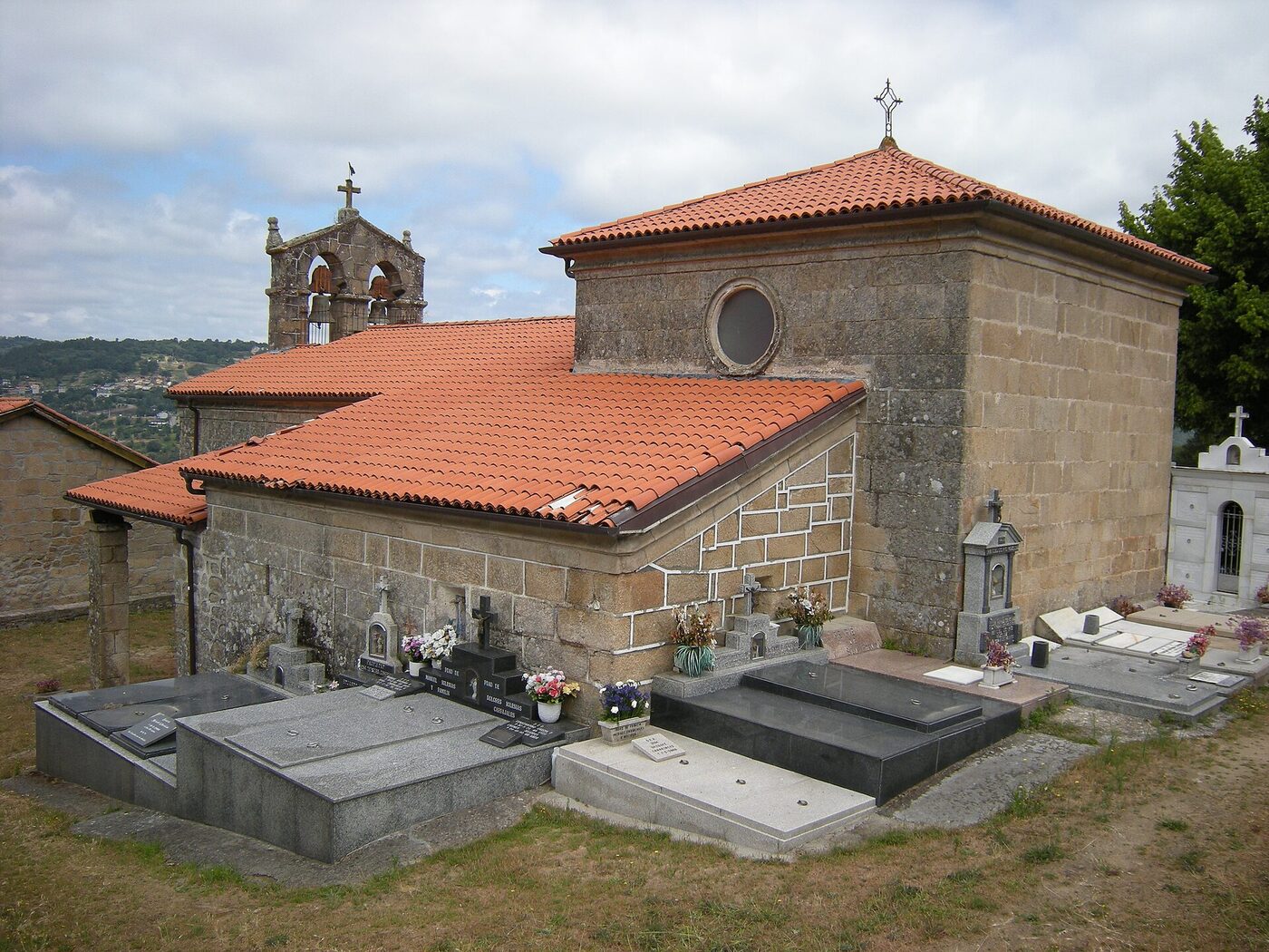 Igrexa Vella de Santa Marta de Velle en Ourense