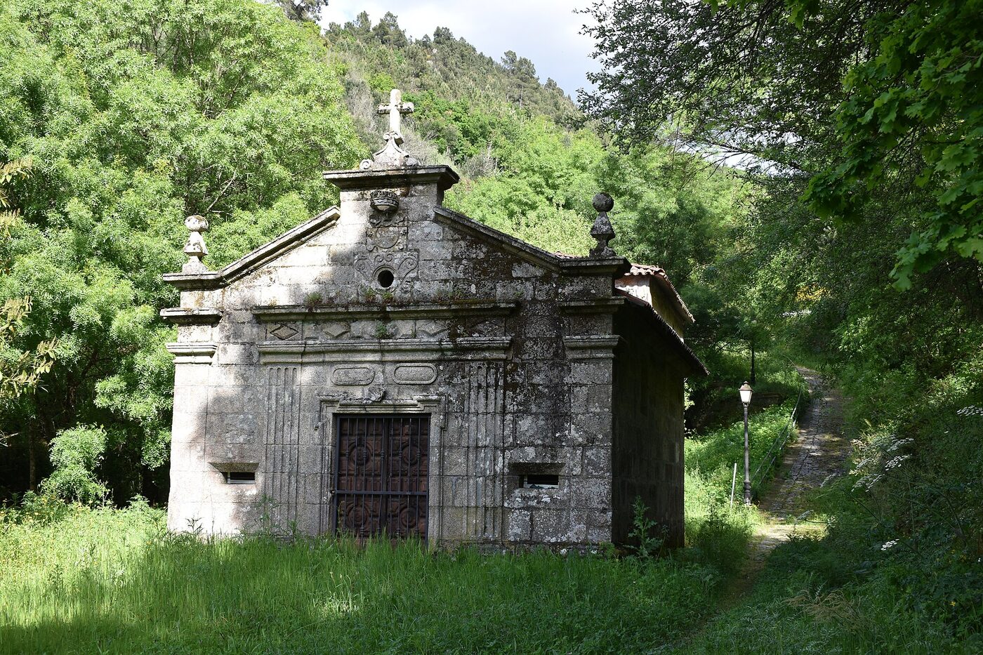 Capela da Costria en Nogueira de Ramuín