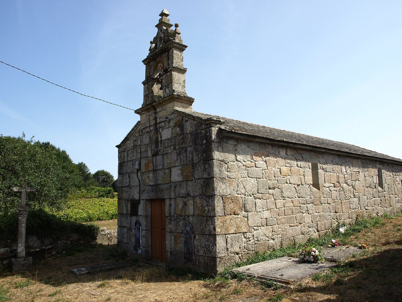 Igrexa de San Pedro de Santo André da Ribeira en O Páramo