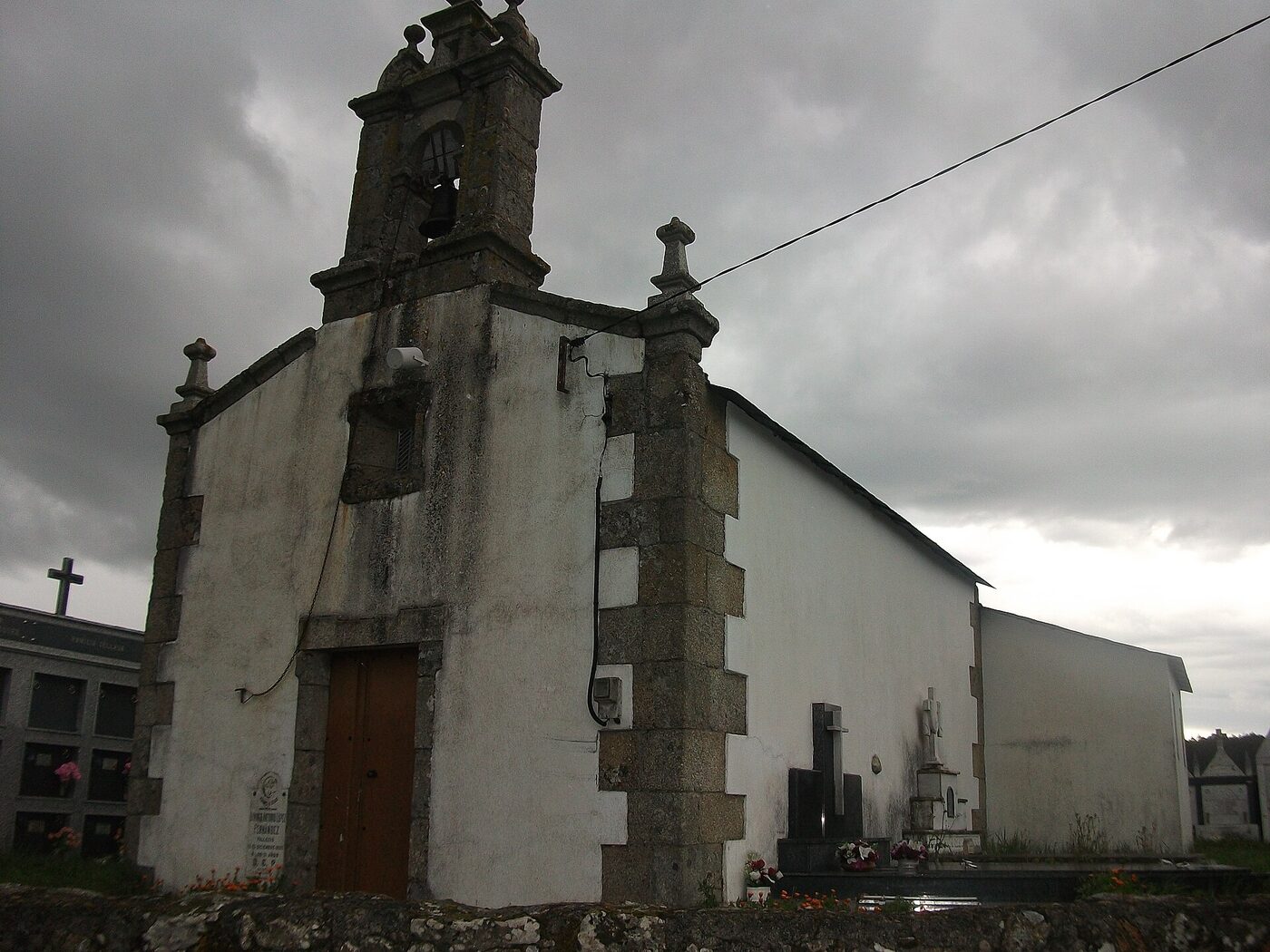 Igrexa de San Mamede da Ribeira en O Páramo