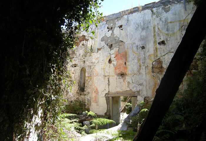 Igrexa Vella de Santiago de Ribas de Miño