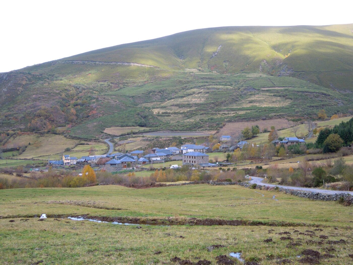 Igrexa de San Xusto de Valouta en Valle de Ancares