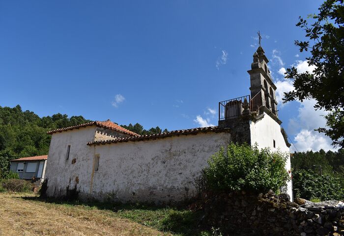 Igrexa de Santa Lucía de Guntín