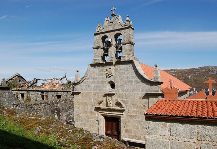 Igrexa de Santa María de Nieva