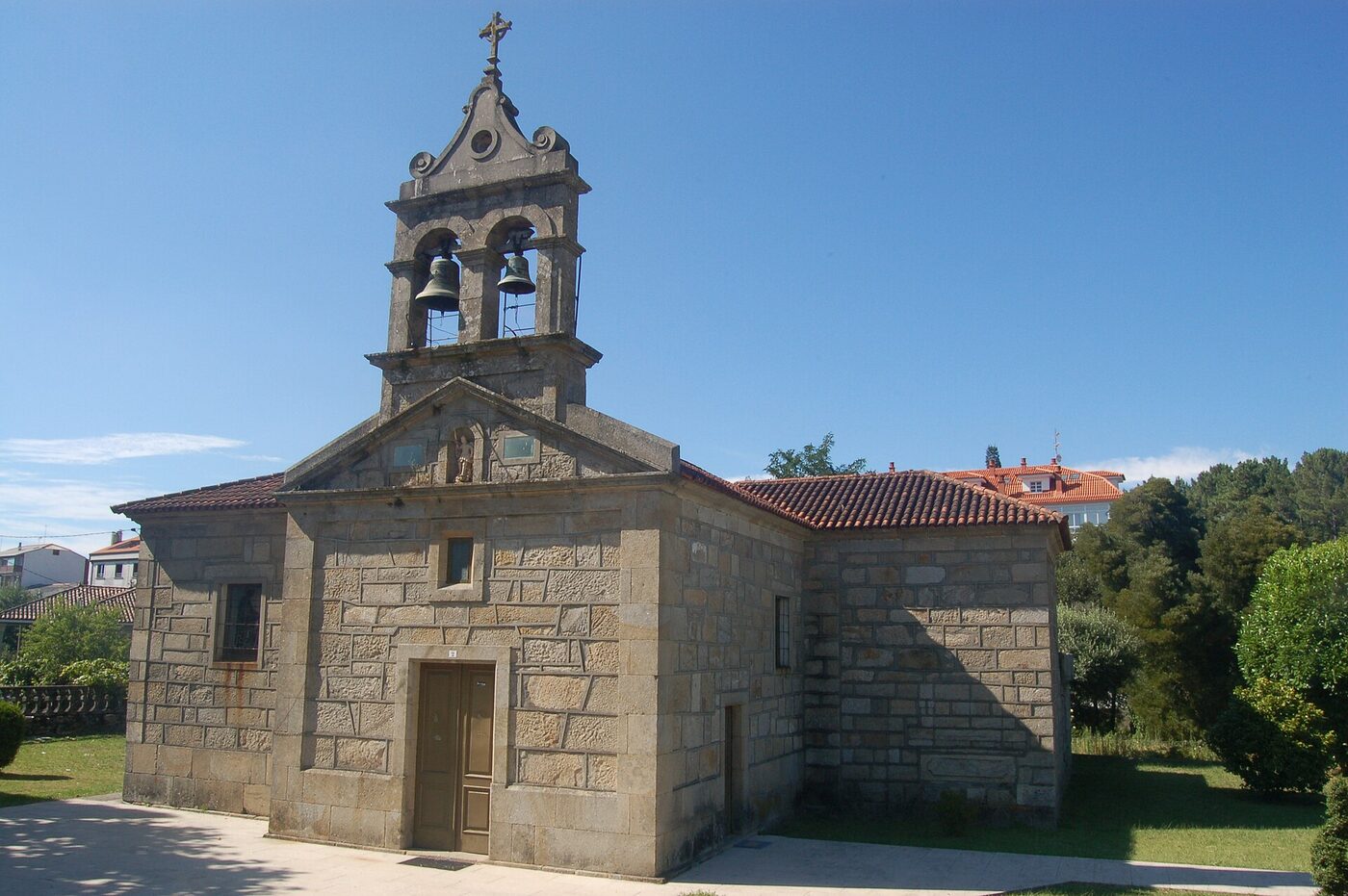 Igrexa de San Miguel de Catoira en Catoira