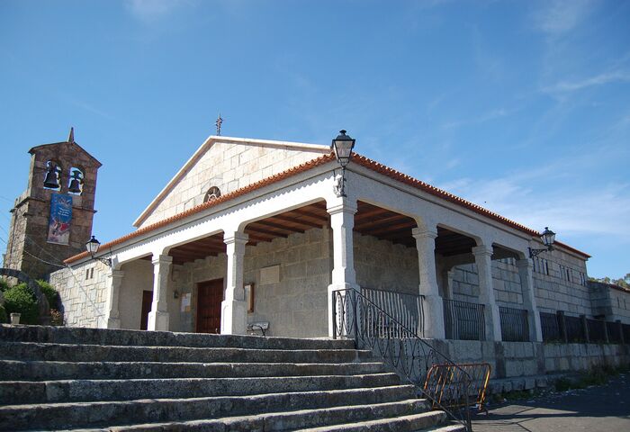 Igrexa de Santo Adrián de Vilariño