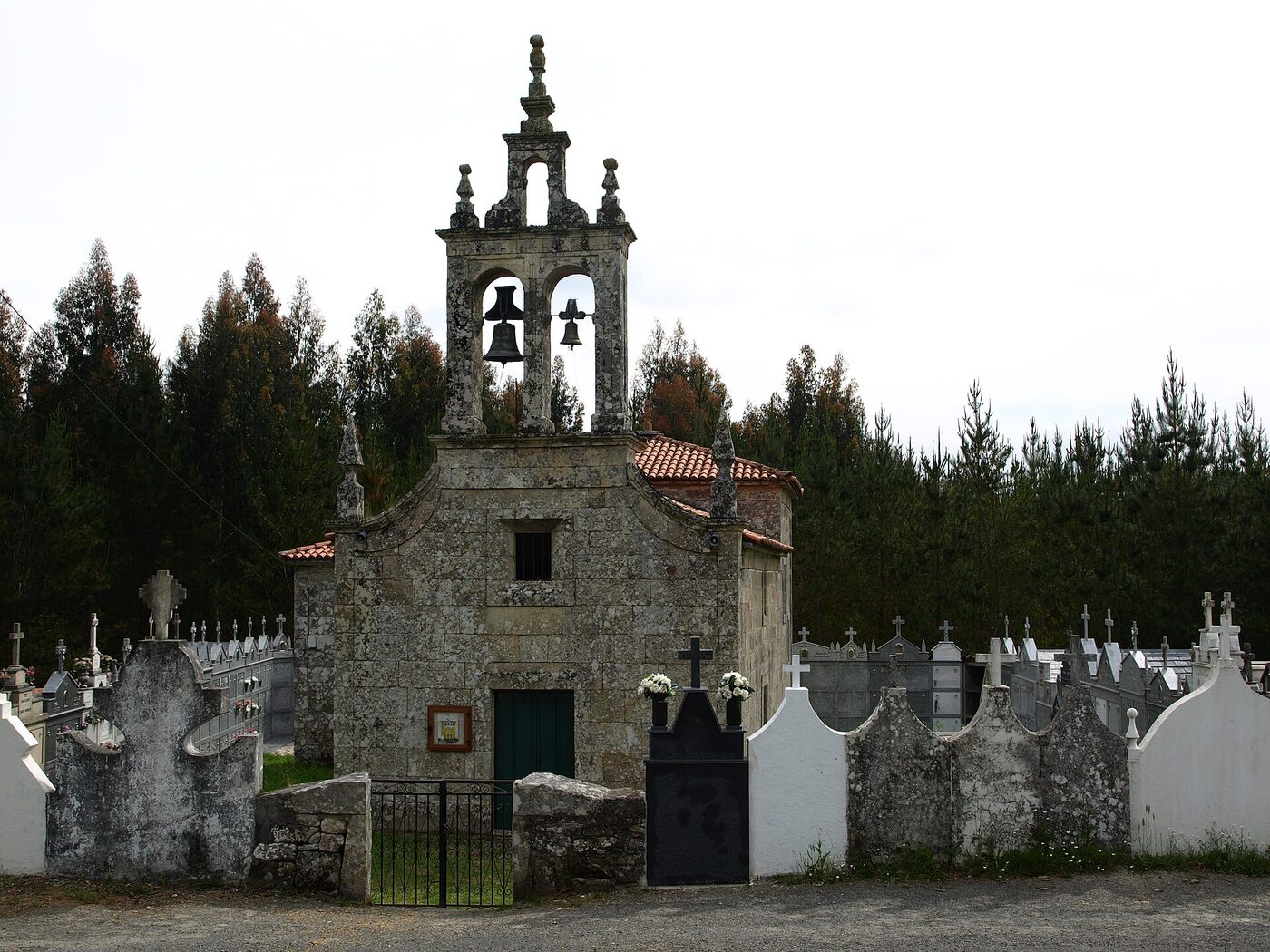 Igrexa de San Mamede de Coence en Palas de Rei