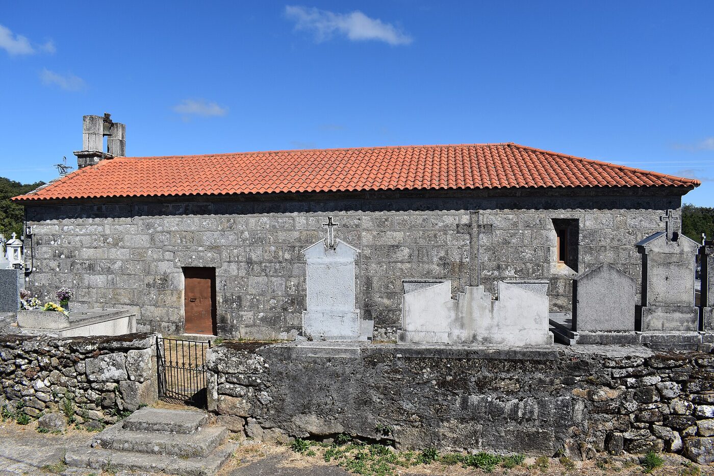 Igrexa de Santa María de Vila en Calvos de Randín