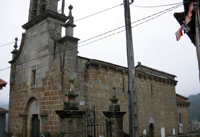 Igrexa de San Mamede de Puga