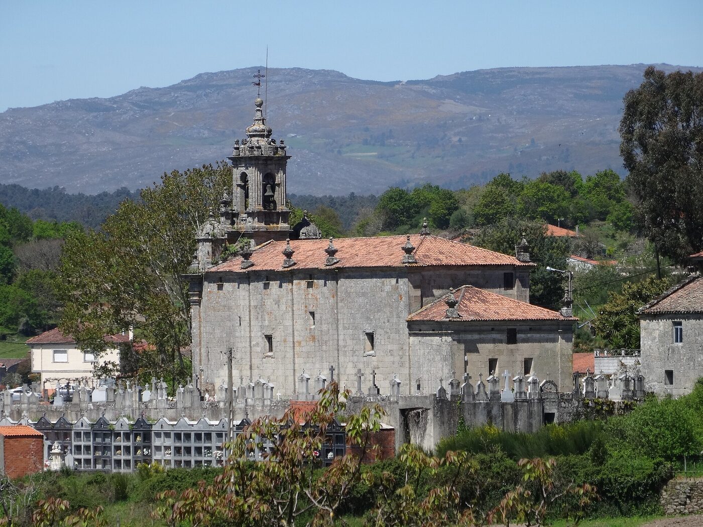Igrexa de San Martiño de Vilarrubín en A Peroxa
