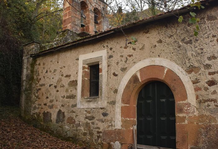 Igrexa de San Miguel de Navea
