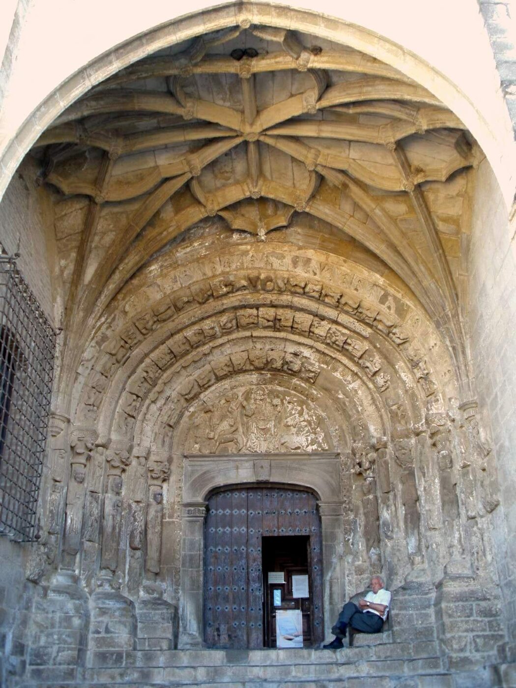 Iglesia de San Esteban en Sos del Rey Católico
