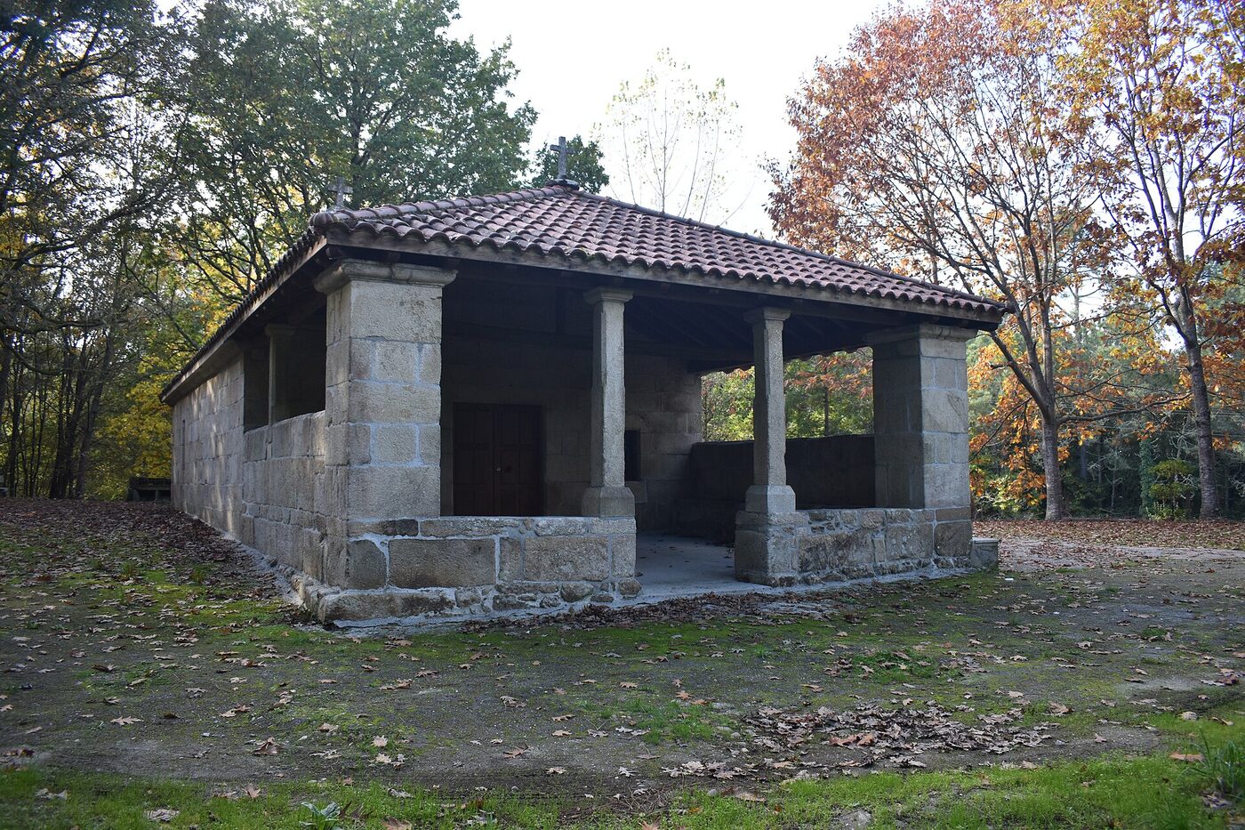 Capela de San Xoán de Fonte Branca en Ramirás