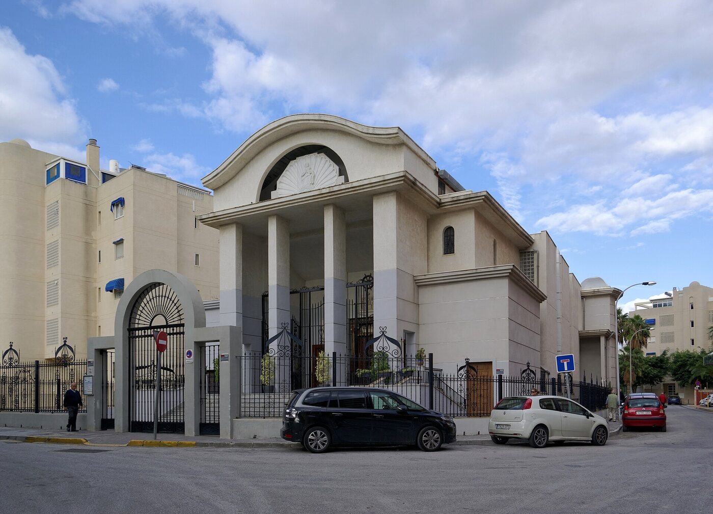 Iglesia de Santa María del Mar en Torremolinos