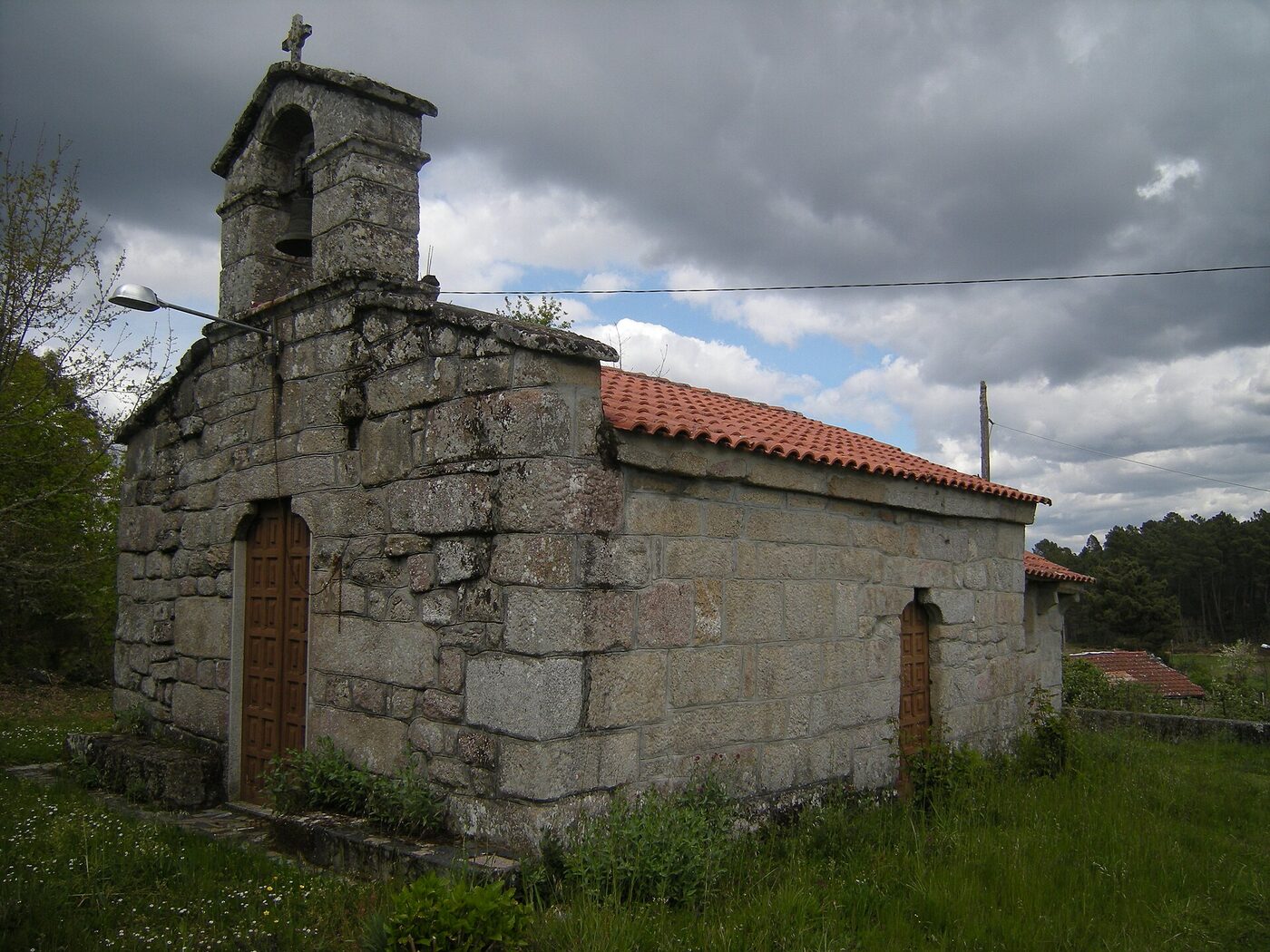 Capela de San Pedro de Bouteiro en O Carballiño