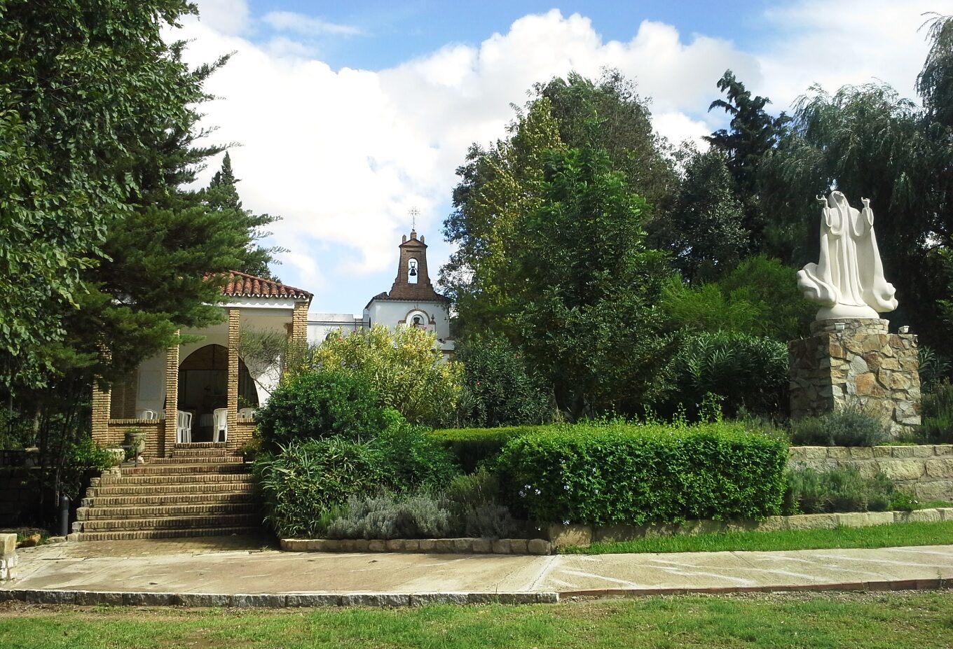 Santuario de Nuestra Señora de las Gracias de Onuva en La Puebla del Río