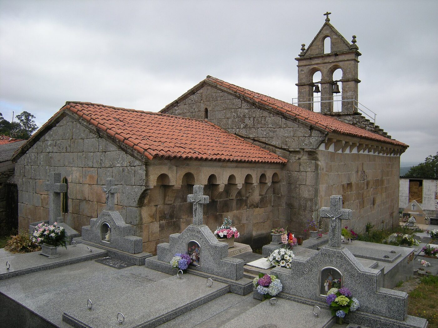 Igrexa de San Cristovo de Armariz en Nogueira de Ramuín