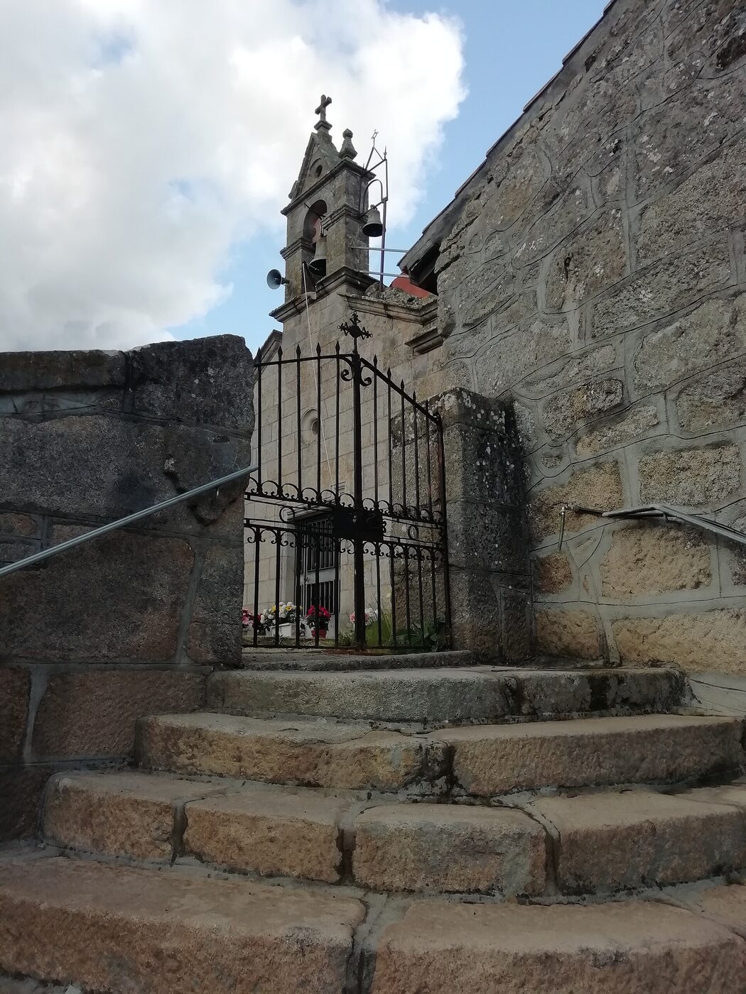 Igrexa de San Román de Vilaseca en Trasmiras