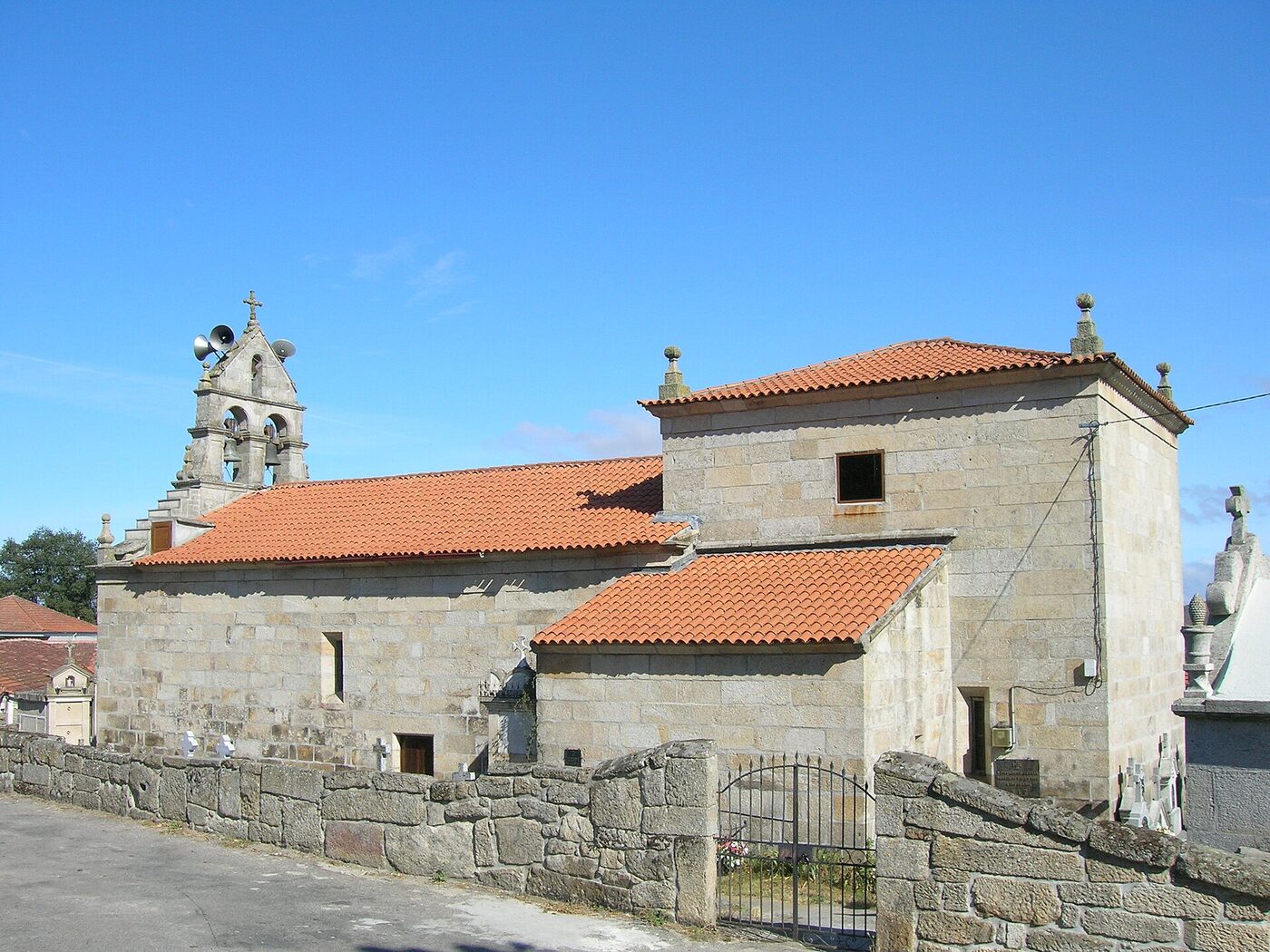 Igrexa de San Martiño de Abavides en Trasmiras