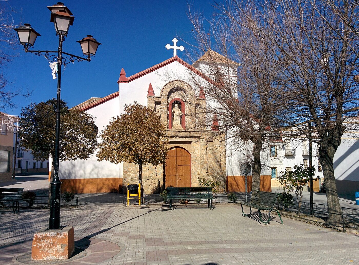 iglesia parroquial de Nuestra Señora del Rosario en Dehesas Viejas