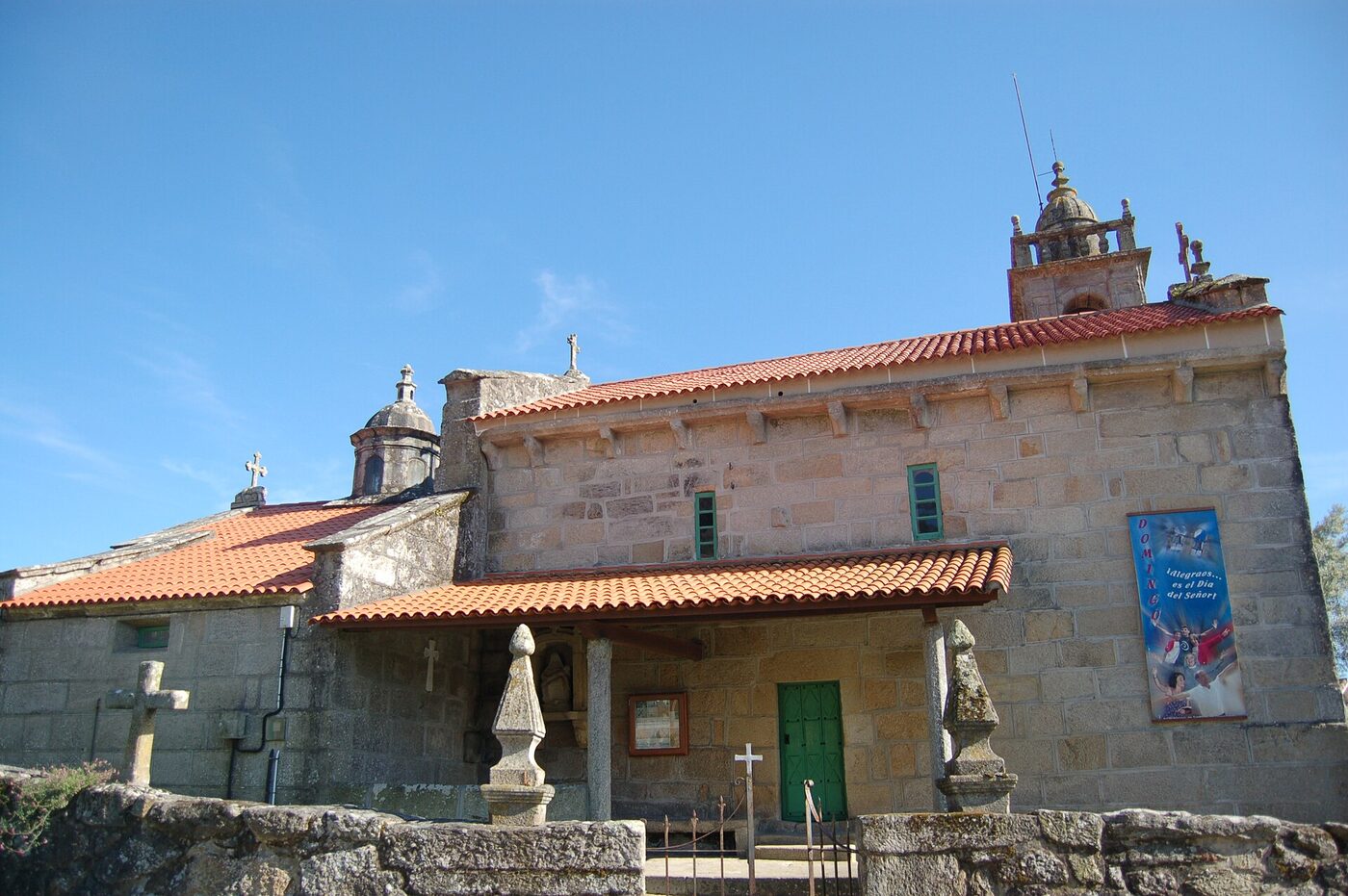 Igrexa de Santa María de Simes en Meaño