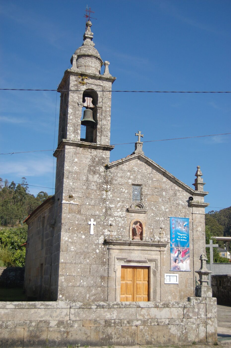 Igrexa de Santa Cristina de Covas en Meaño