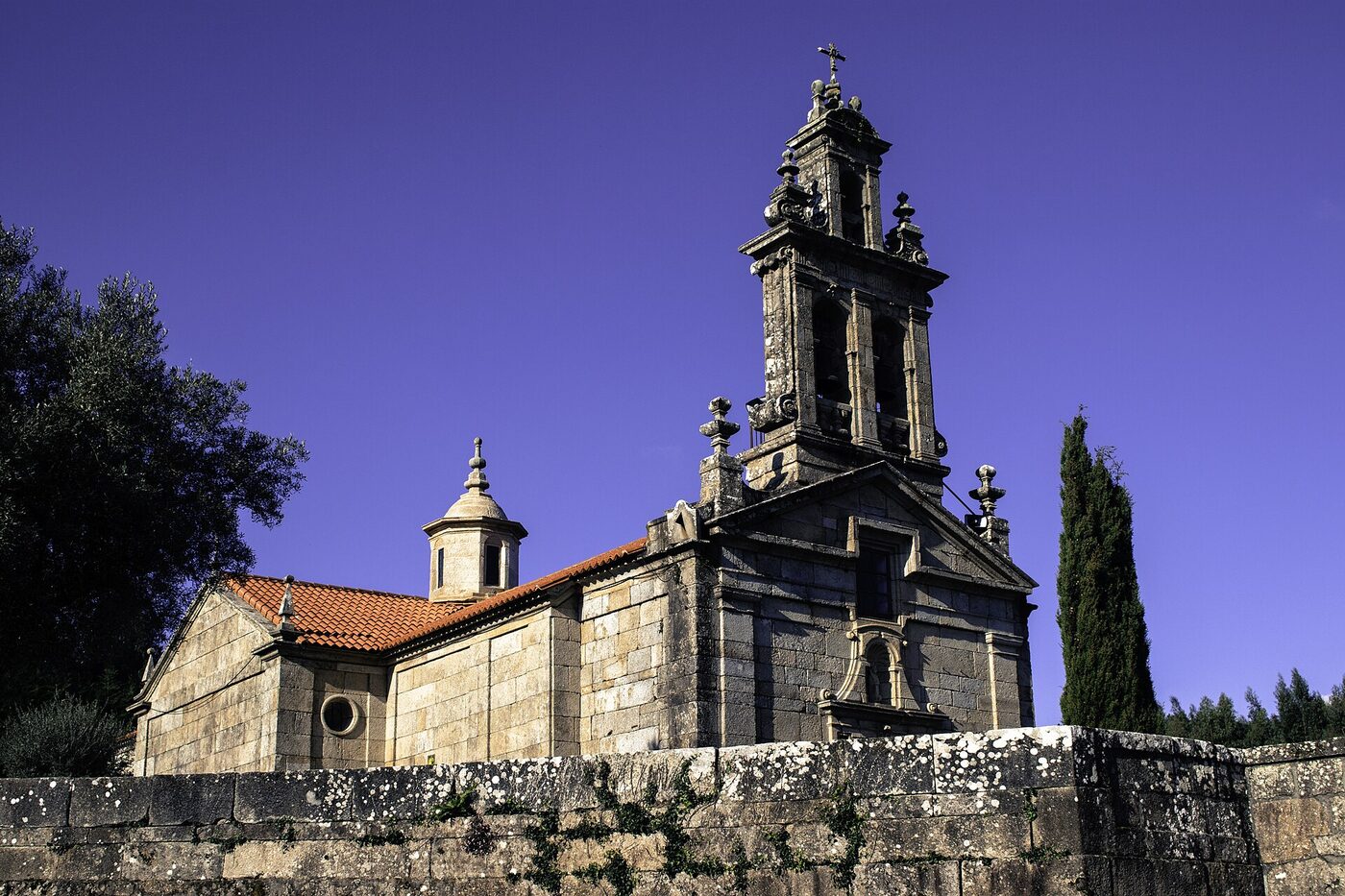 Igrexa de San Vicenzo de Nogueira en Meis