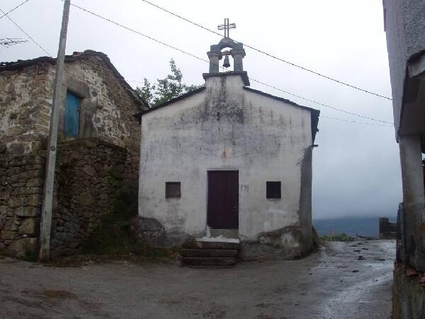 Capela de Santo Antonio de Ardexaxe en Viana do Bolo