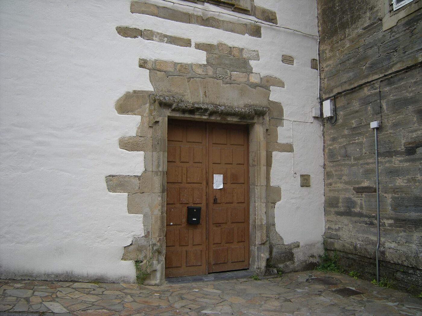 Igrexa de Santa María de Vilanova de Ozcos en Villanueva de Oscos
