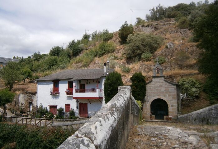 Capela da Nosa Señora das Ermidas de Portomourisco
