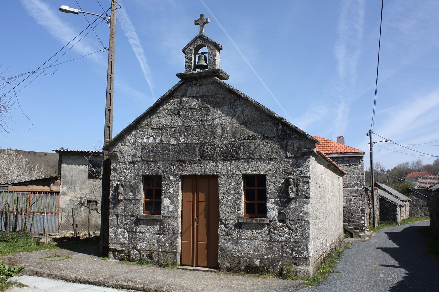 Capela de San Bartolomeu de Segade en O Irixo