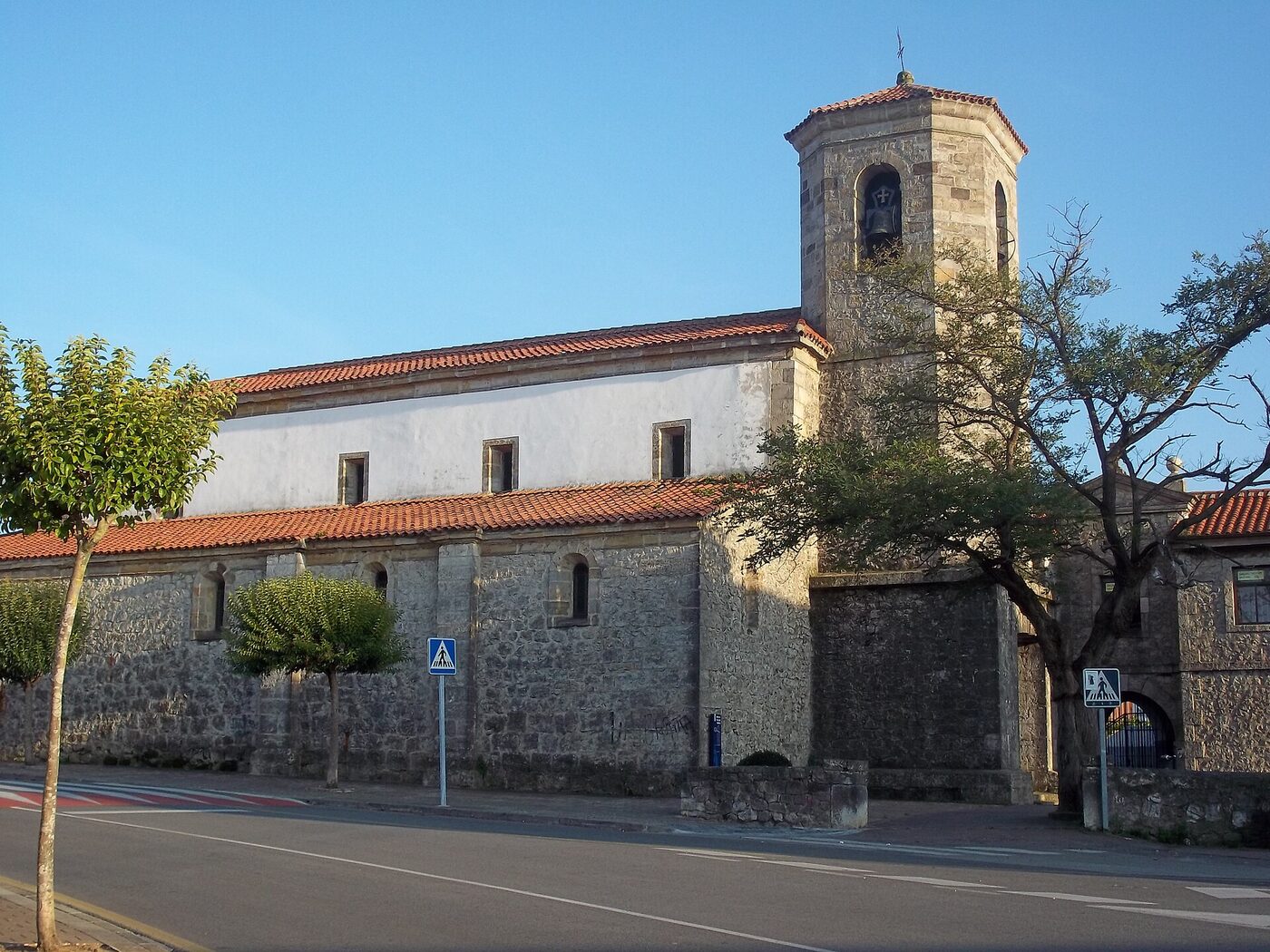 Iglesia de San Juan Bautista en Camargo