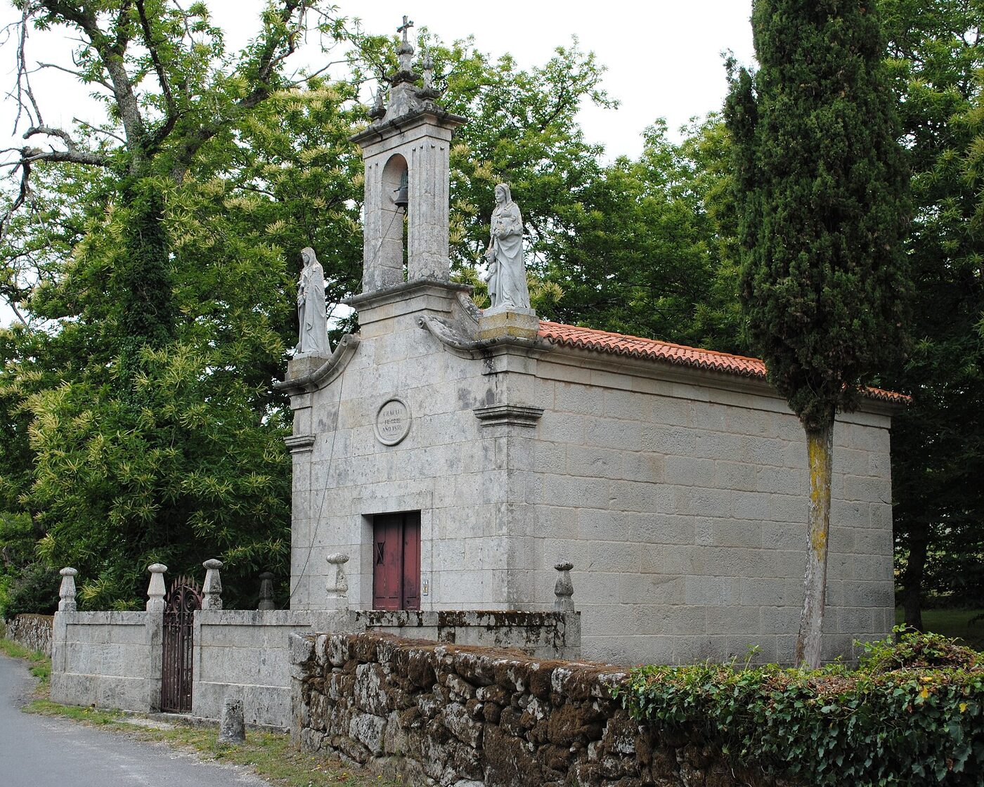 Capela de San Rafael en Amoeiro