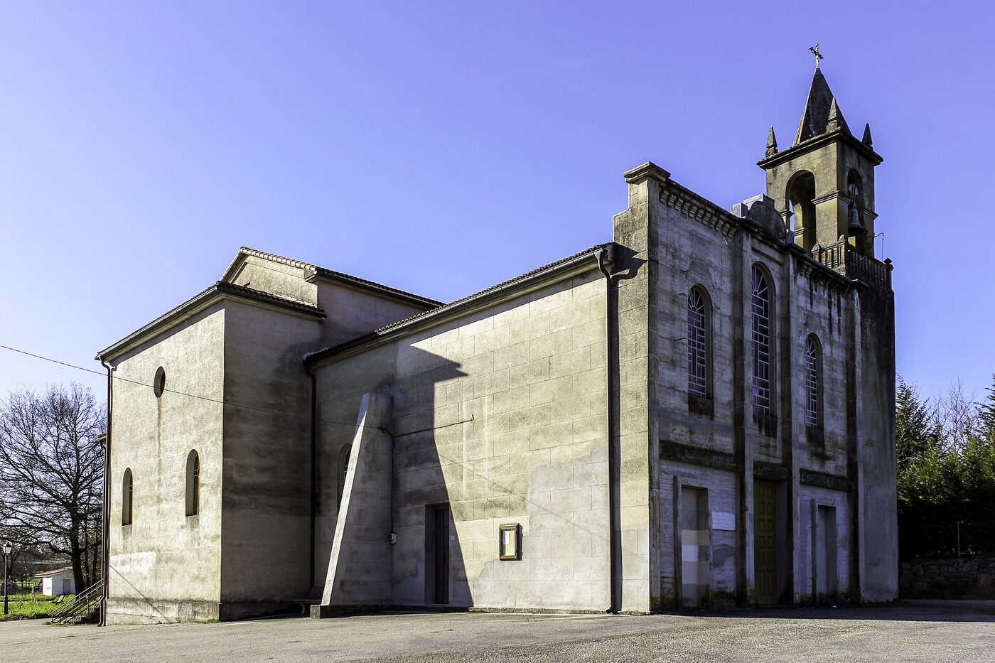 Igrexa Nova de Santa María de Tamallancos en Vilamarín