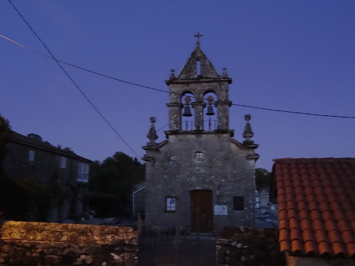 Igrexa de San Salvador de Río en Vilamarín