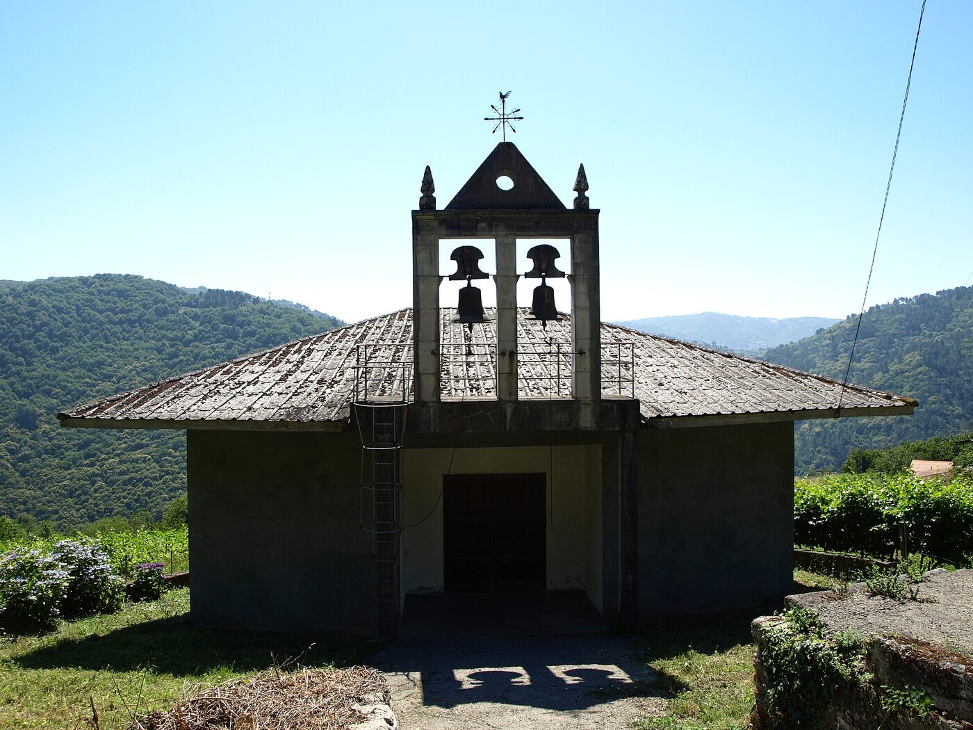 Igrexa Nova de Santiago da Riba en Chantada