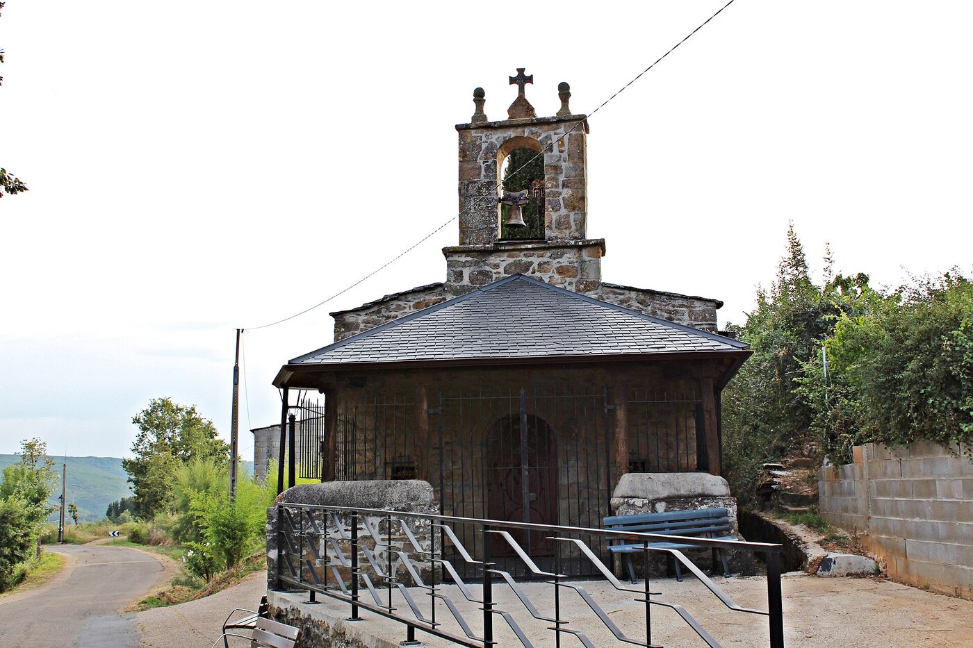Ermita del Santo Cristo de Quintana de Fuseros en Igüeña