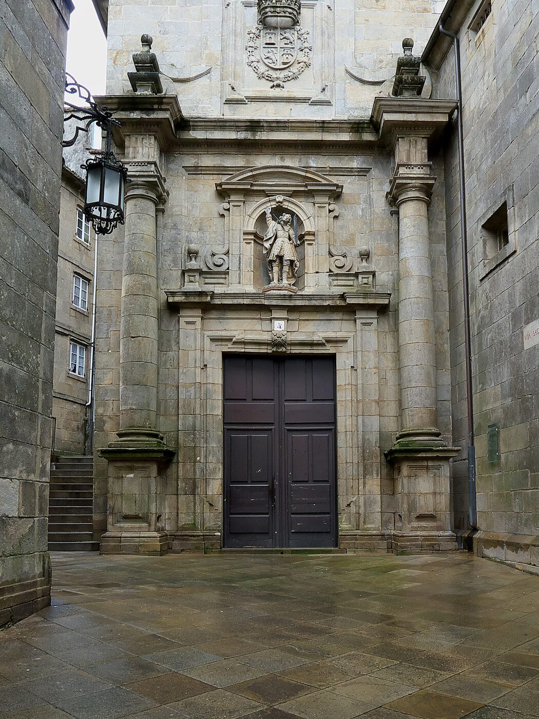 Mosteiro e Igrexa de San Paio de Antealtares en Santiago de Compostela