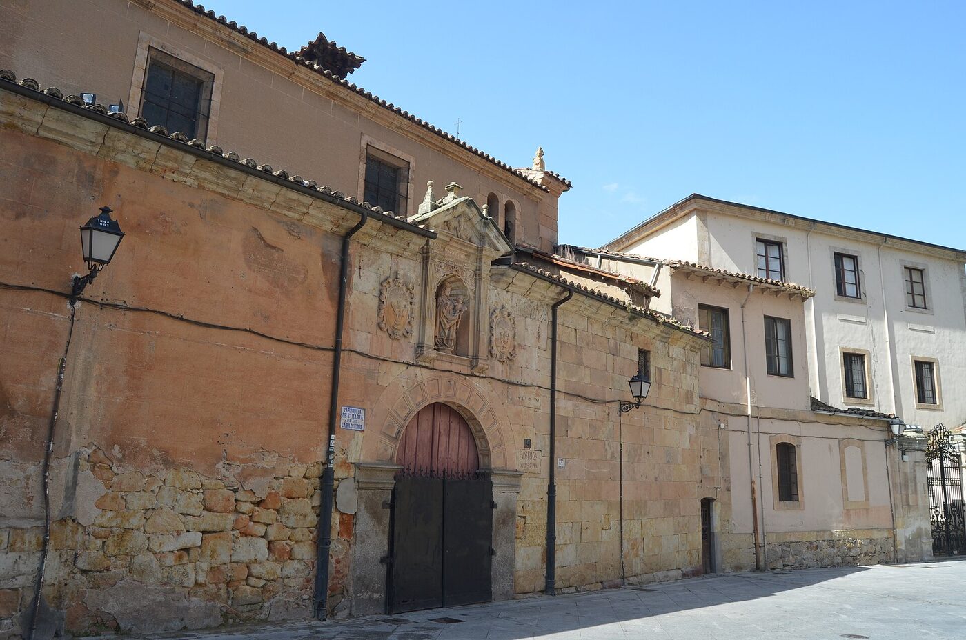 Iglesia de Santa María de los Caballeros en Salamanca