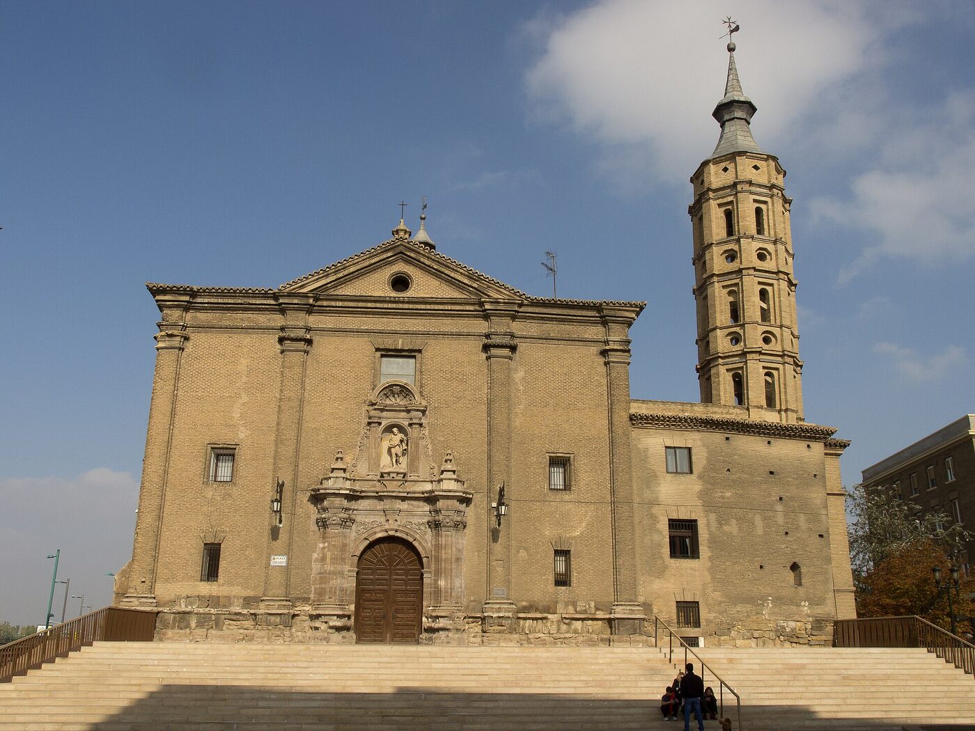 Iglesia de San Juan de los Panetes en Zaragoza