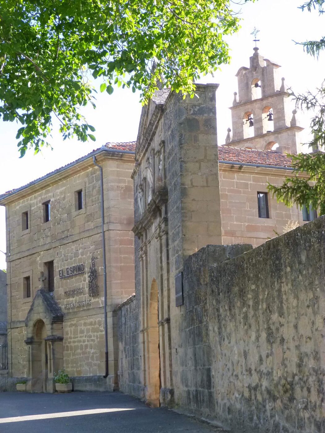 Convento de Santa María del Espino en Santa Gadea del Cid