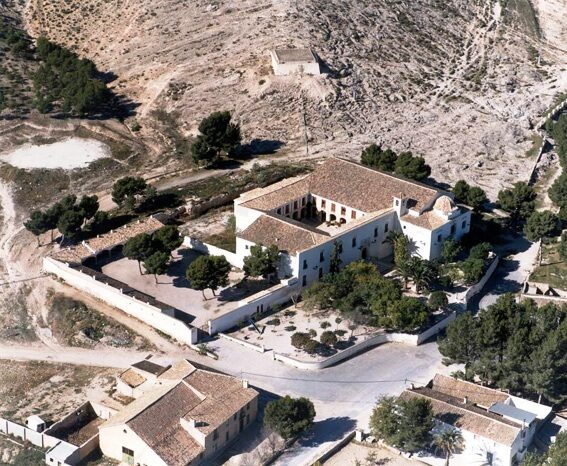 Santuario de las Virtudes en Villena