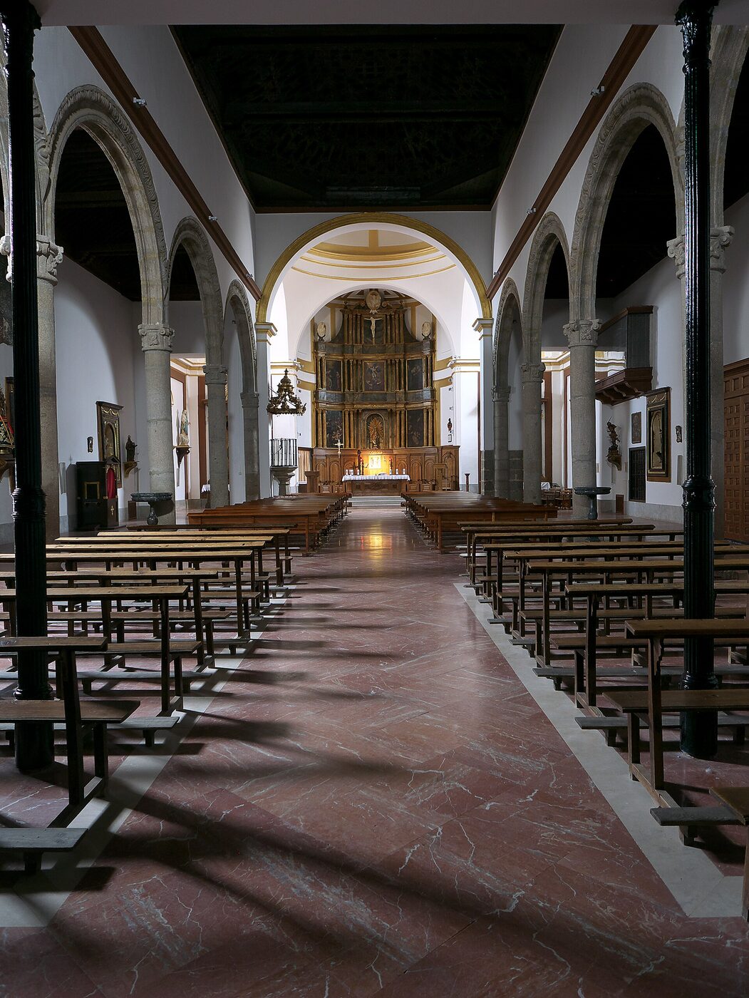Iglesia parroquial de Nuestra Señora de la Paz en La Puebla de Montalbán