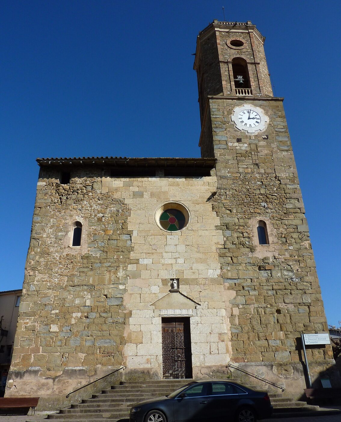 Sant Pere de Montagut en Montagut i Oix