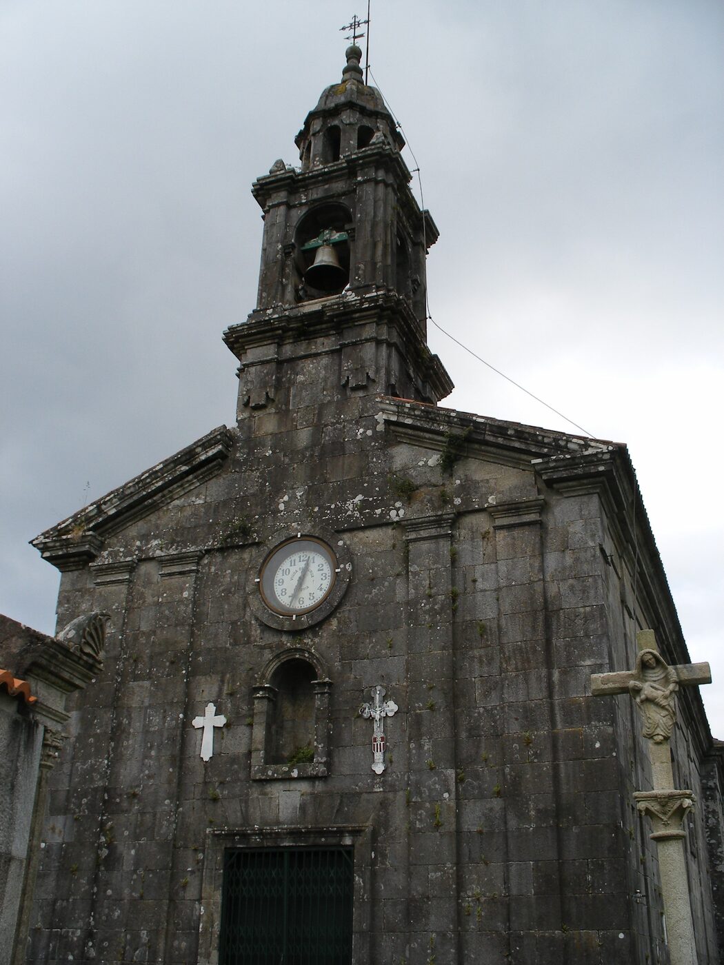 Igrexa de San Vicenzo de Aro en Negreira